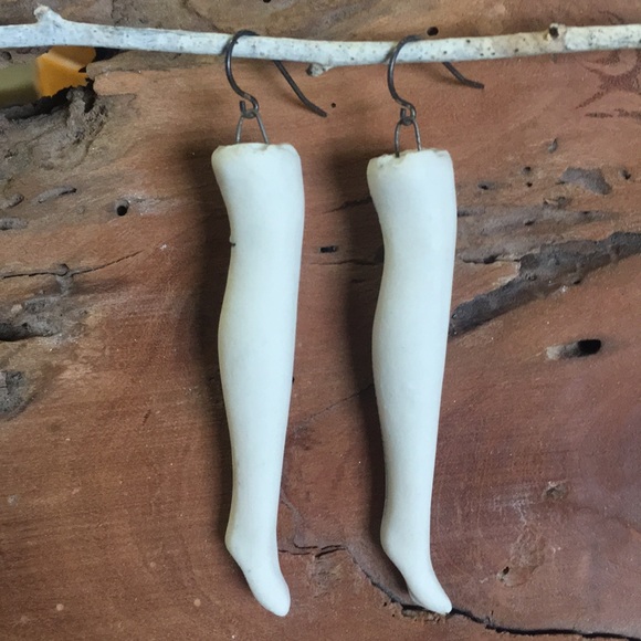 💥Handmade Porcelain Leg Earrings💥 - Picture 2 of 4